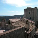 Castello Di Cisterna Gaglietole