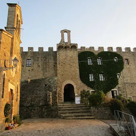 Castello Di Cisterna Apart Otel Gaglietole