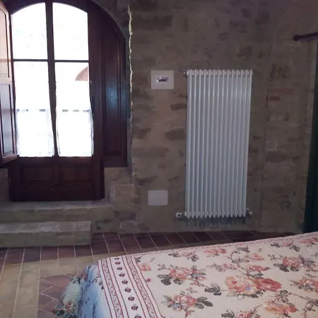 Castello Di Cisterna *