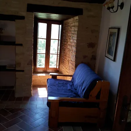 Castello Di Cisterna Aparthotel