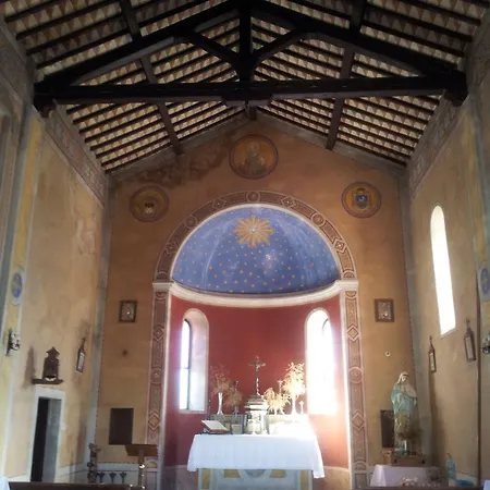 Castello Di Cisterna Gaglietole