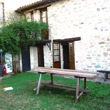 Castello Di Cisterna Gaglietole