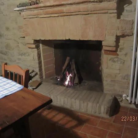 Apart Otel Castello Di Cisterna Gaglietole