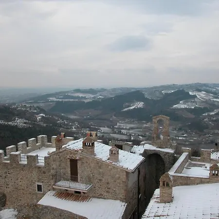 Apart Otel Castello Di Cisterna *