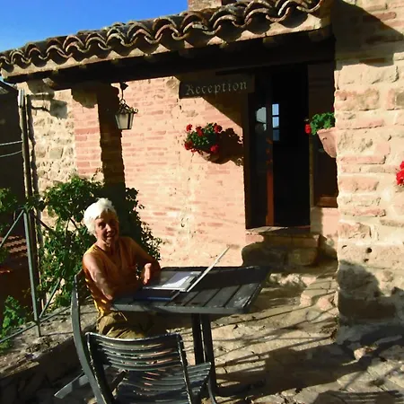 Aparthotel Castello Di Cisterna *