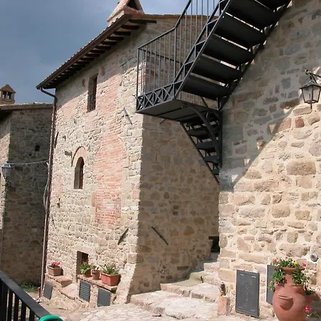 Aparthotel Castello Di Cisterna