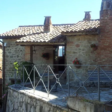Castello Di Cisterna