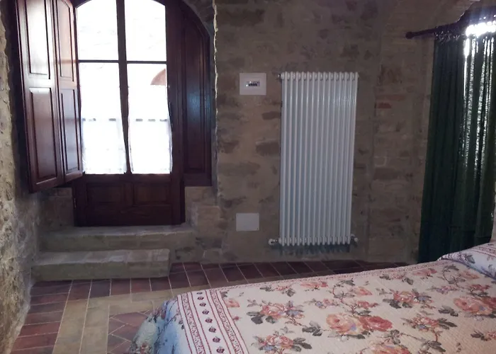 Castello Di Cisterna *