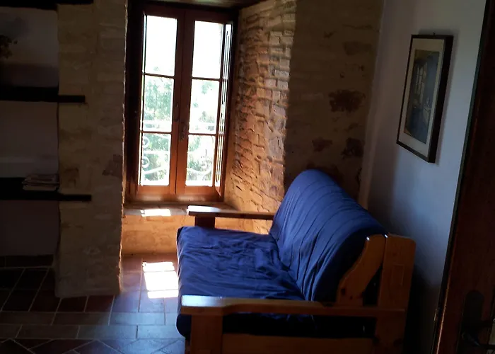 Castello Di Cisterna Apart-hotel