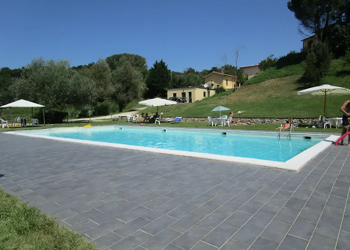 Castello Di Cisterna *