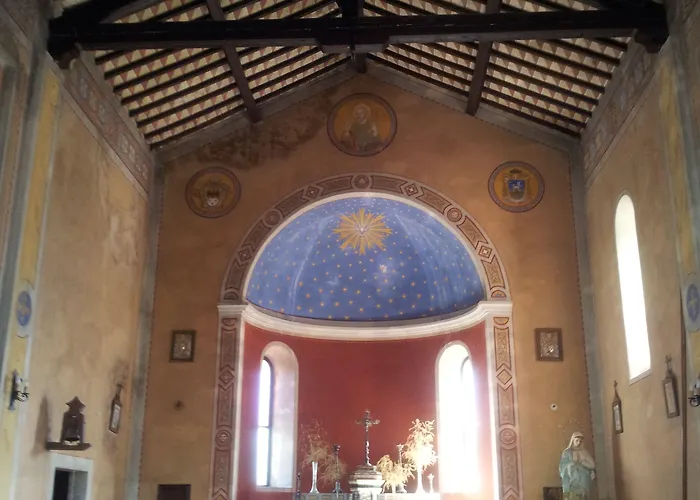 Castello Di Cisterna Gaglietole