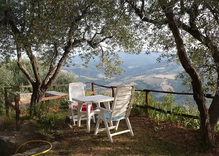 Castello Di Cisterna Apart-hotel