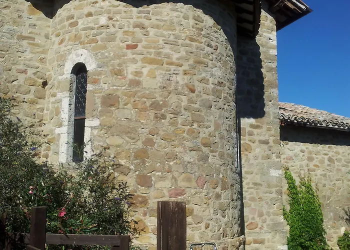 Apart-hotel Castello Di Cisterna