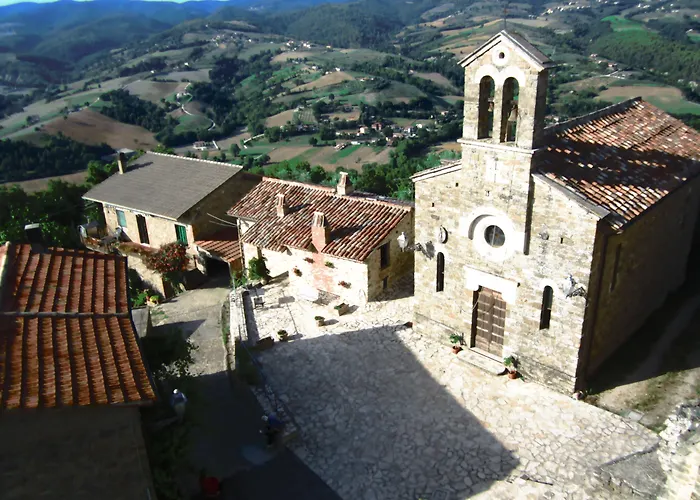 Castello Di Cisterna Apart-hotel *