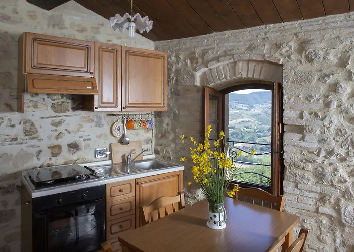 Castello Di Cisterna Gaglietole