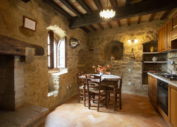 Castello Di Cisterna Gaglietole