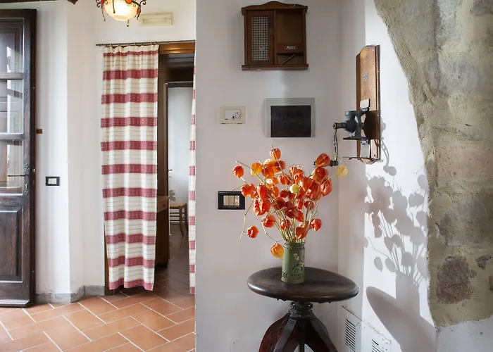 Castello Di Cisterna Gaglietole