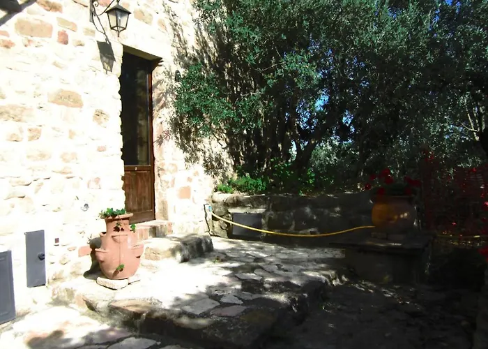 Castello Di Cisterna * Gaglietole