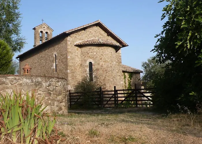 Castello Di Cisterna Apart-hotel