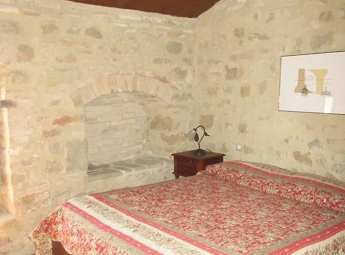 Apart-hotel Castello Di Cisterna