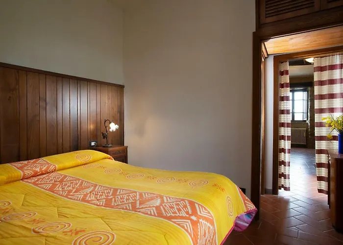 Castello Di Cisterna *