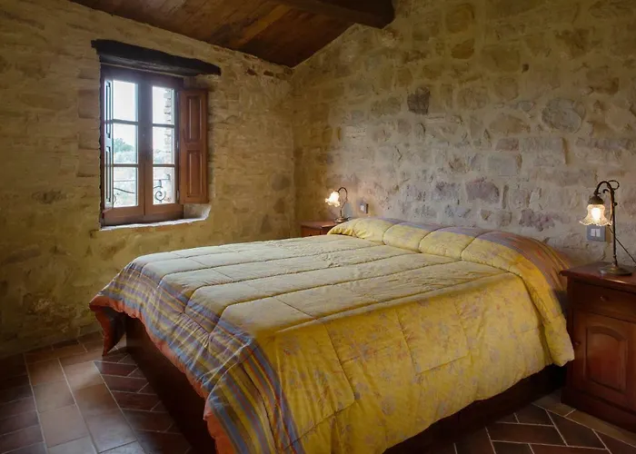 Castello Di Cisterna *