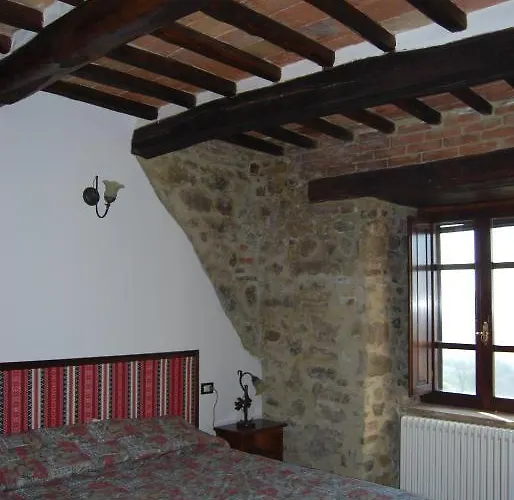 Castello Di Cisterna Apart-hotel Gaglietole